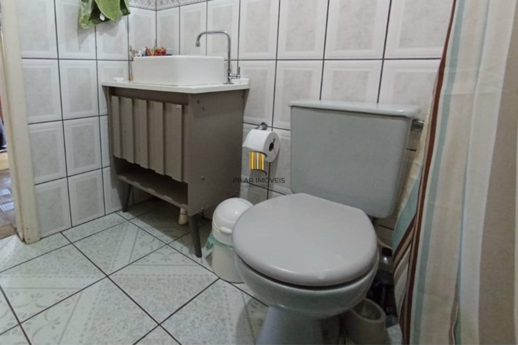 Casa 2 dormitórios no bairro Contestado