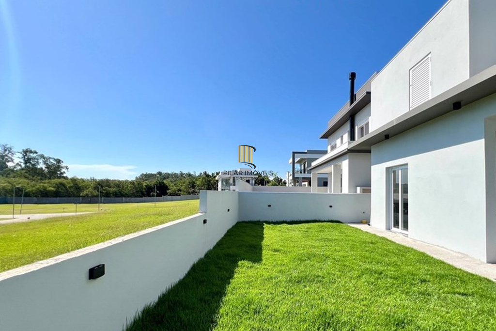 Casa de Condomínio 3 dormitórios no bairro Sanga Funda