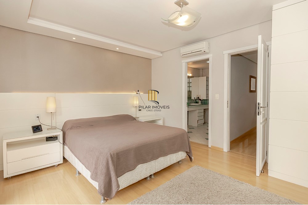 Casa 3 dormitórios no bairro Chácara das Pedras