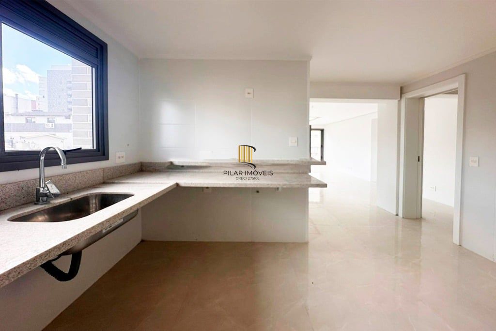 Apartamento 3 dormitórios no bairro Petrópolis
