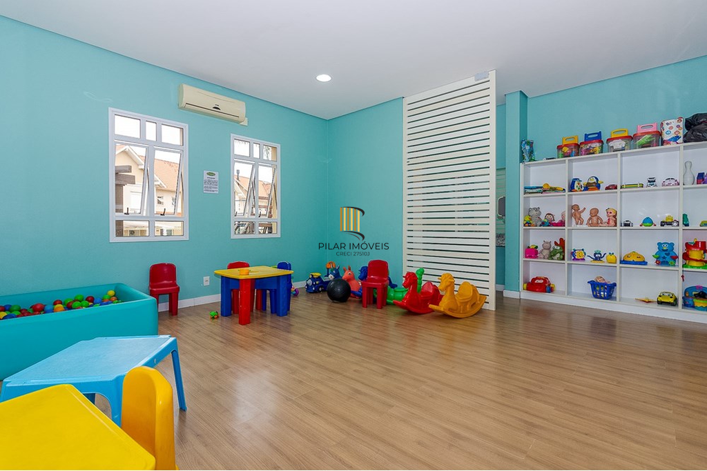 Casa de Condomínio 4 dormitórios no bairro Sarandi