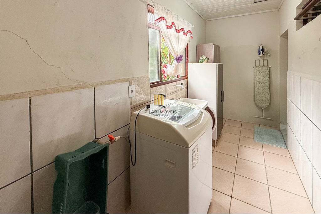 Casa 2 dormitórios no bairro Capão da Cruz