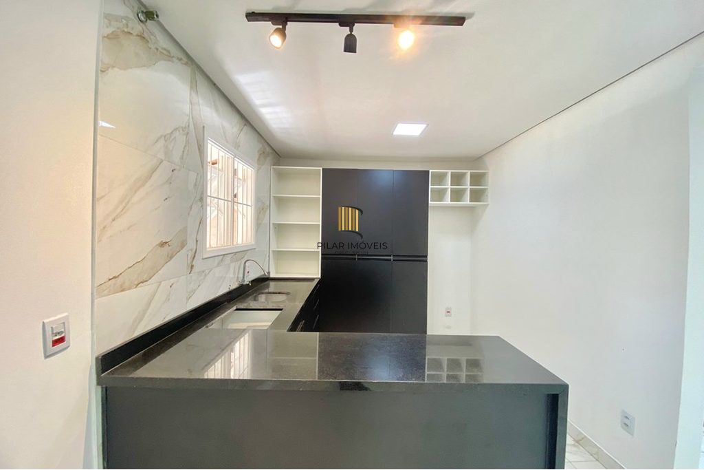 Casa 2 dormitórios no bairro São José