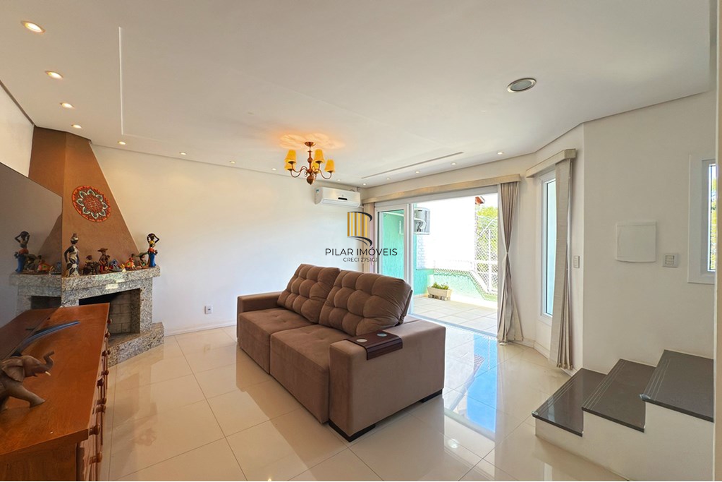 Casa 1 dormitório no bairro Hípica