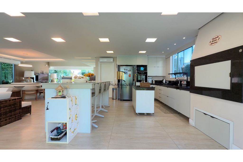 Casa de Condomínio 4 dormitórios no bairro Morada do Sol