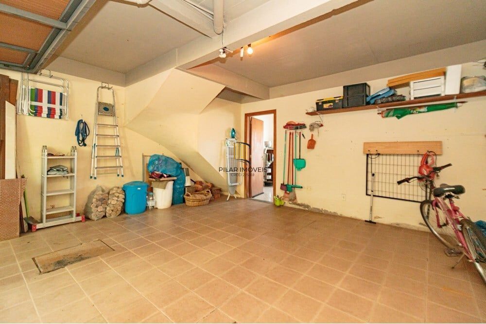 Casa 3 dormitórios no bairro Chácara das Pedras