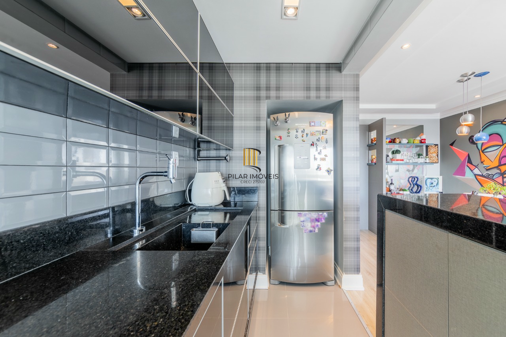 Apartamento 2 dormitórios no bairro Passo da Areia