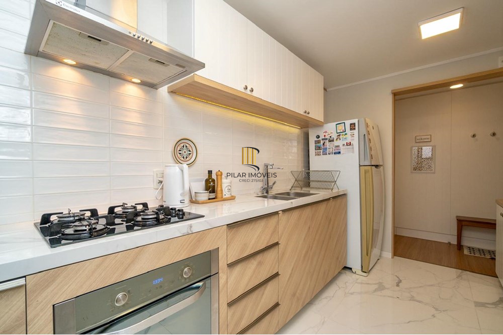 Apartamento 3 dormitórios no bairro Menino Deus