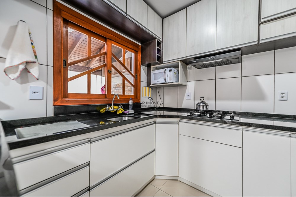 Casa de Condomínio 2 dormitórios no bairro Hípica