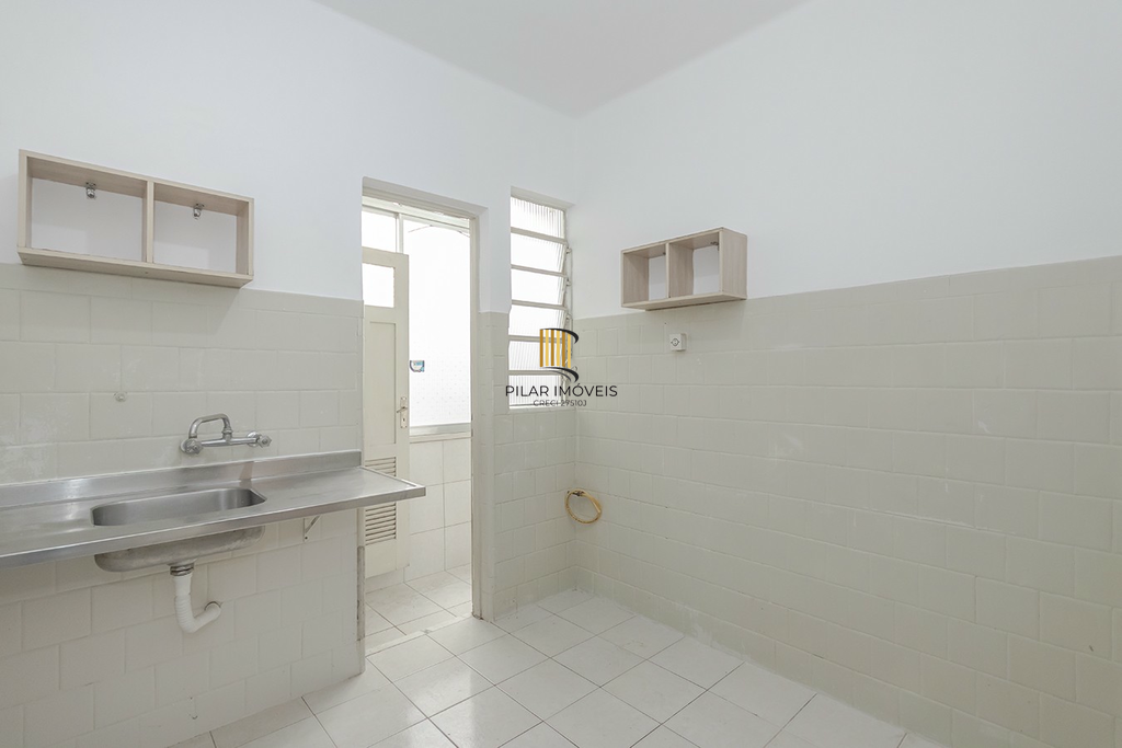 Apartamento 2 dormitórios no bairro Bom Fim