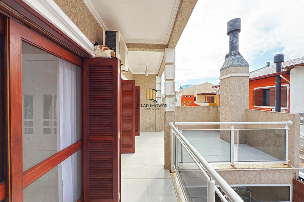 Casa de Condomínio 3 dormitórios no bairro Hípica