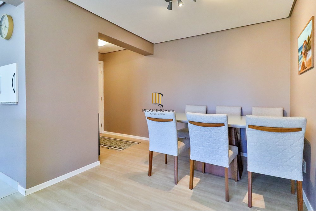 Apartamento 2 dormitórios no bairro Três Figueiras