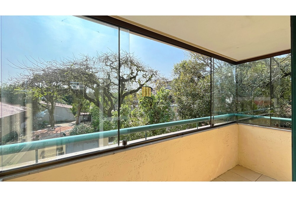 Casa de Condomínio 3 dormitórios no bairro Ipanema