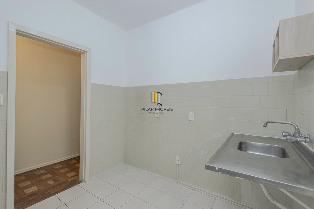 Apartamento 2 dormitórios no bairro Bom Fim