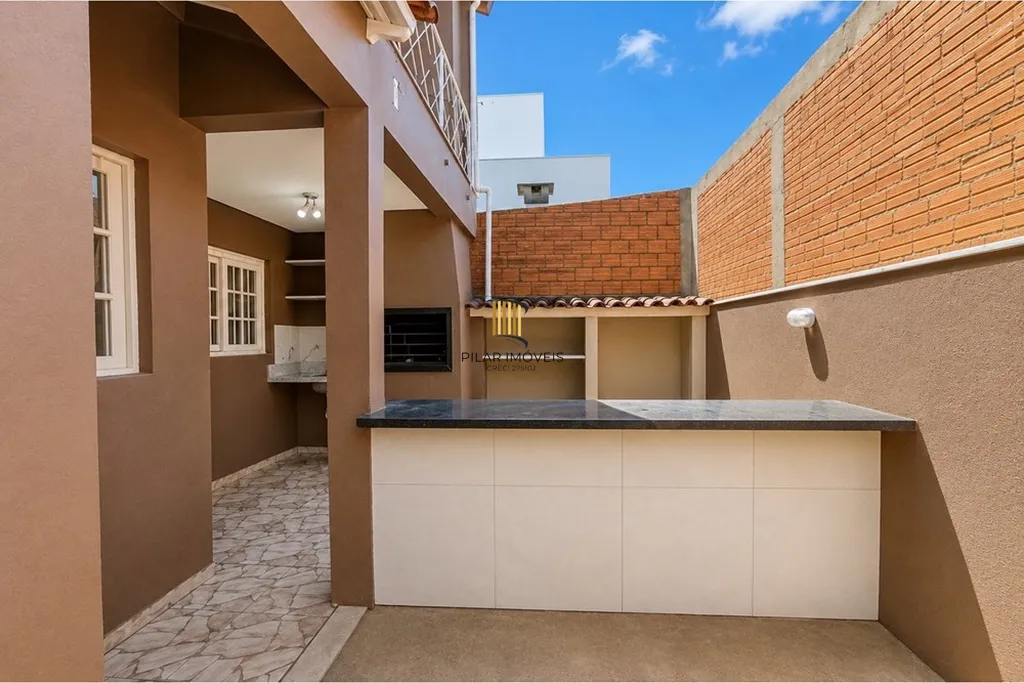 Casa 3 dormitórios no bairro São José