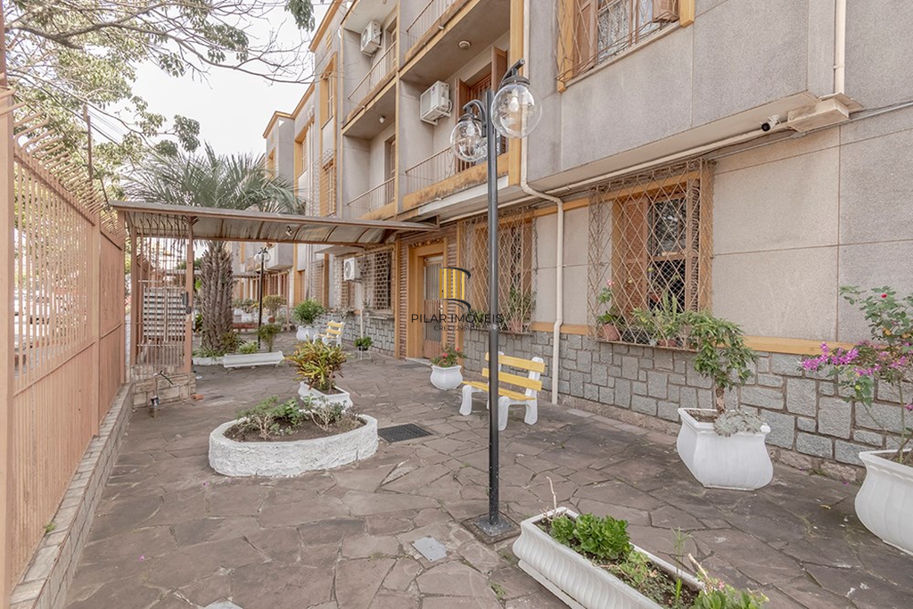 Apartamento 2 dormitórios no bairro Glória