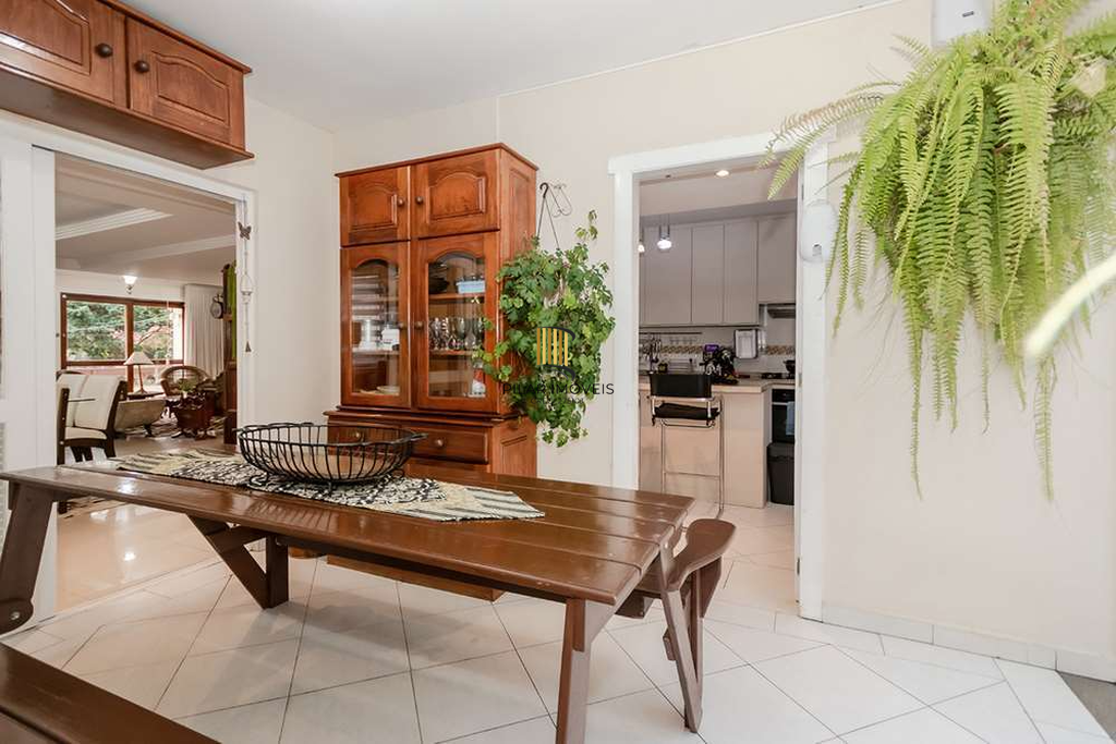 Casa 3 dormitórios no bairro Nonoai