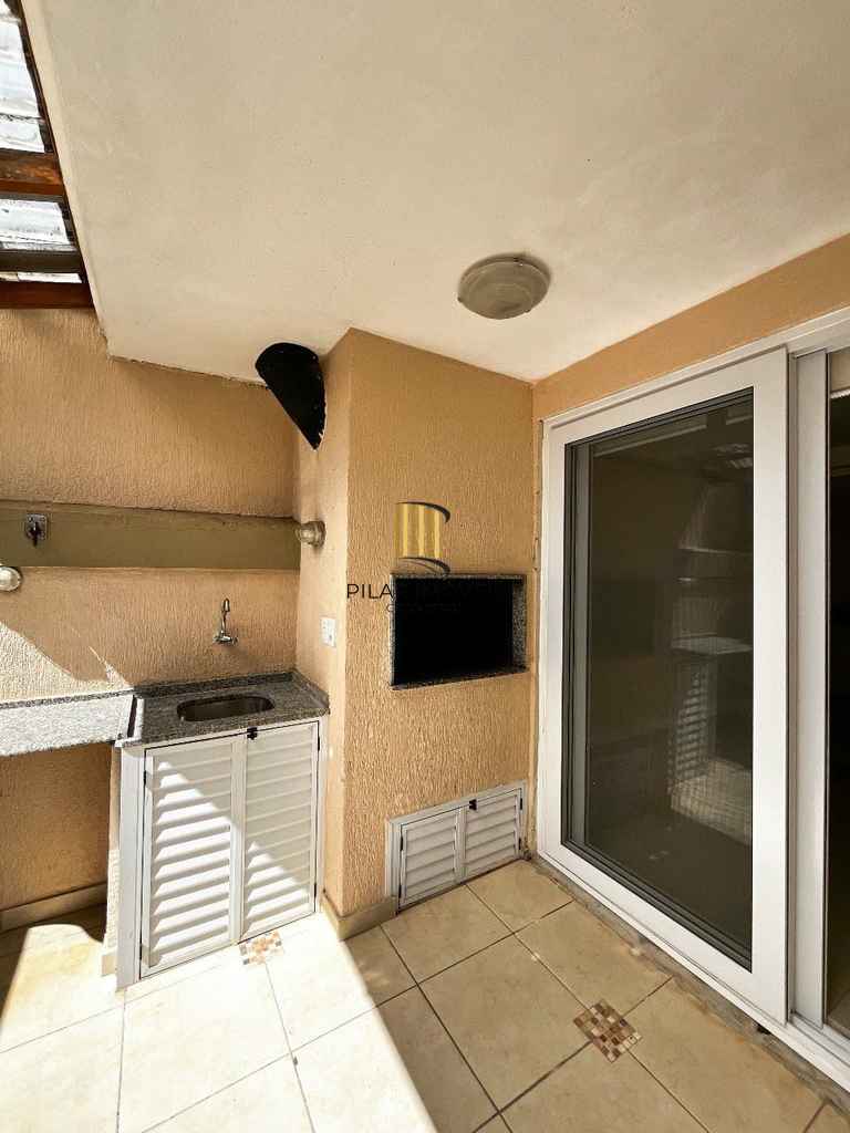 Casa 4 dormitórios no bairro Chácara das Pedras