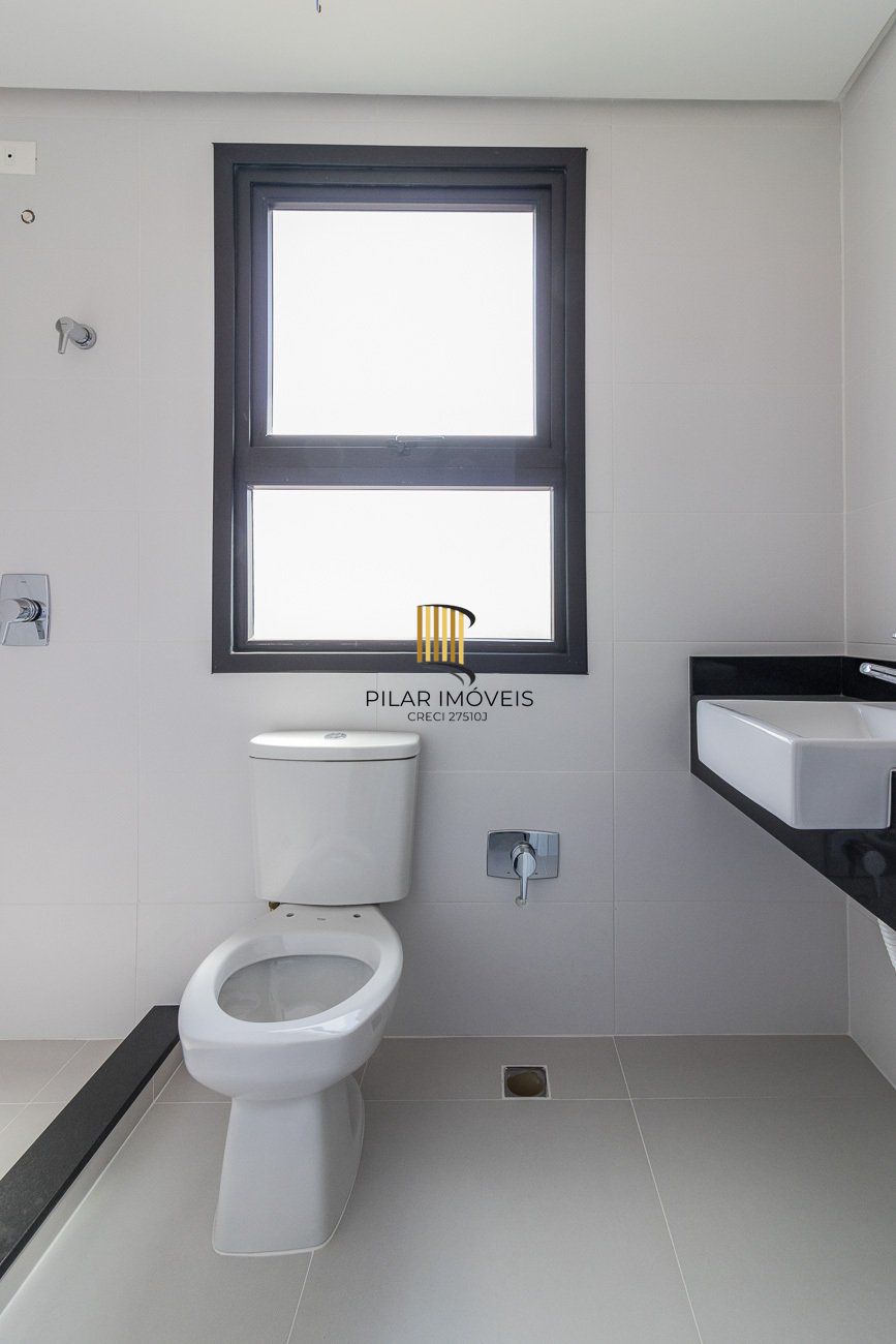 Duplex 2 dormitórios no bairro Rio Branco