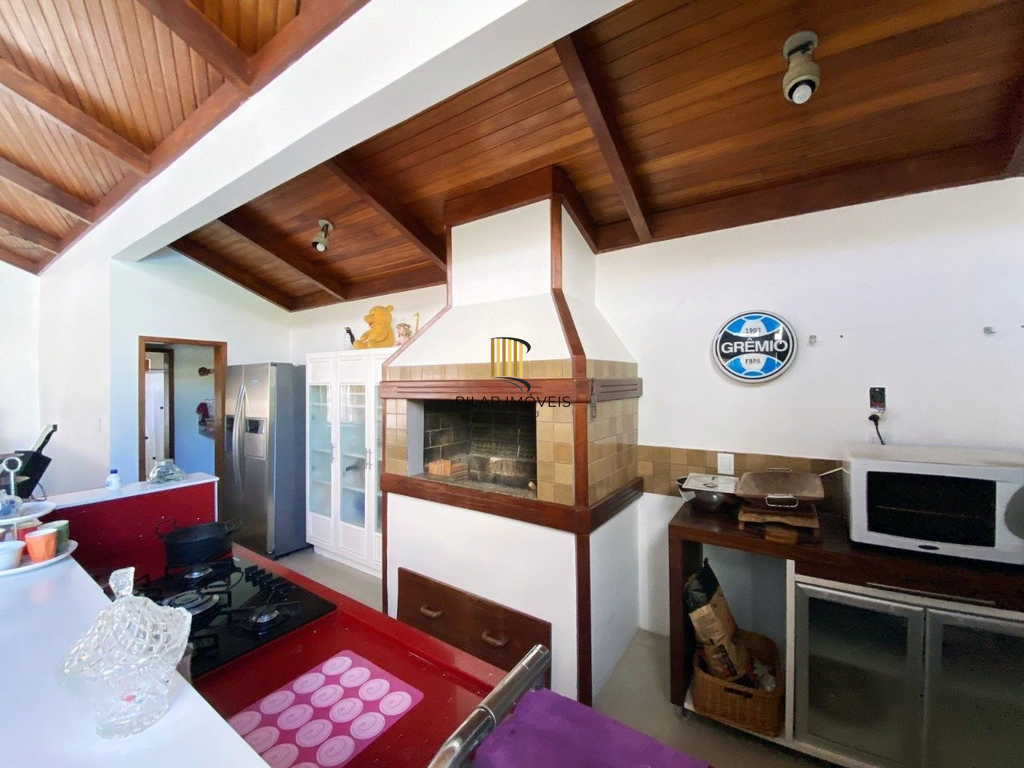 Casa 3 dormitórios no bairro Teresópolis