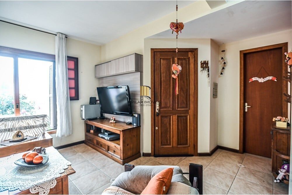 Casa de Condomínio 2 dormitórios no bairro Serraria