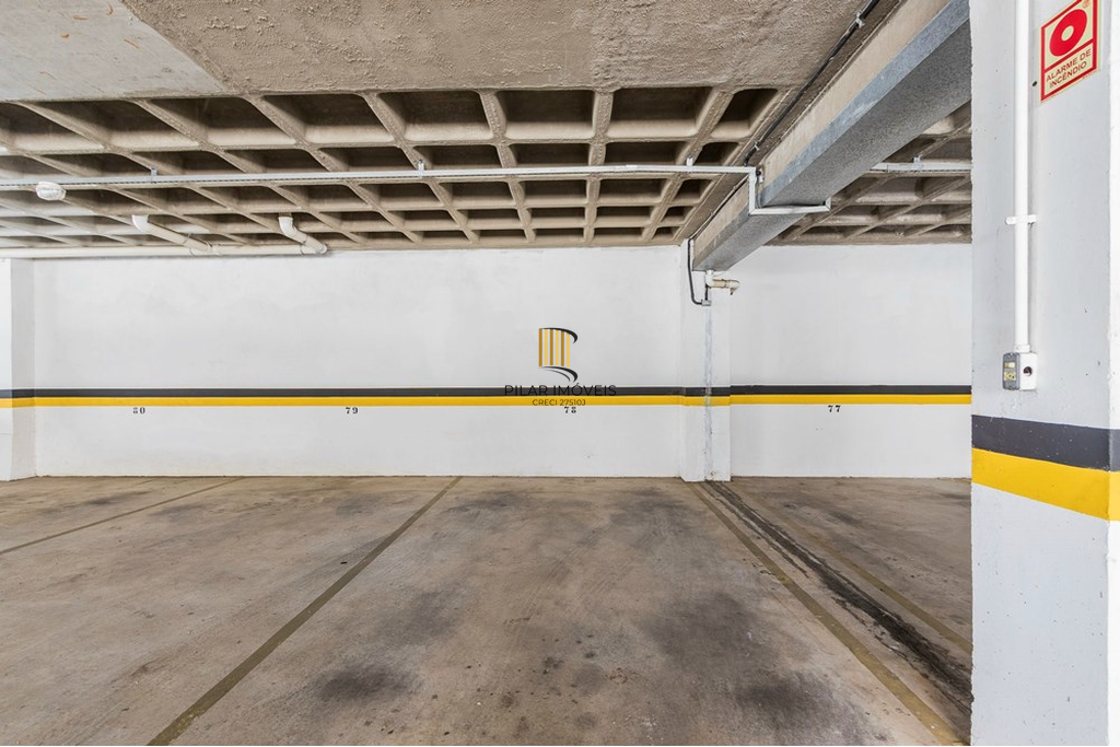 Apartamento 2 dormitórios no bairro Chácara das Pedras