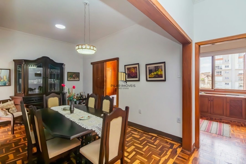 Casa 3 dormitórios no bairro Menino Deus