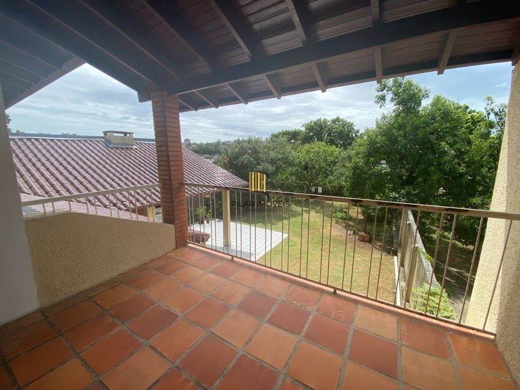 Casa 3 dormitórios no bairro Jardim do Salso