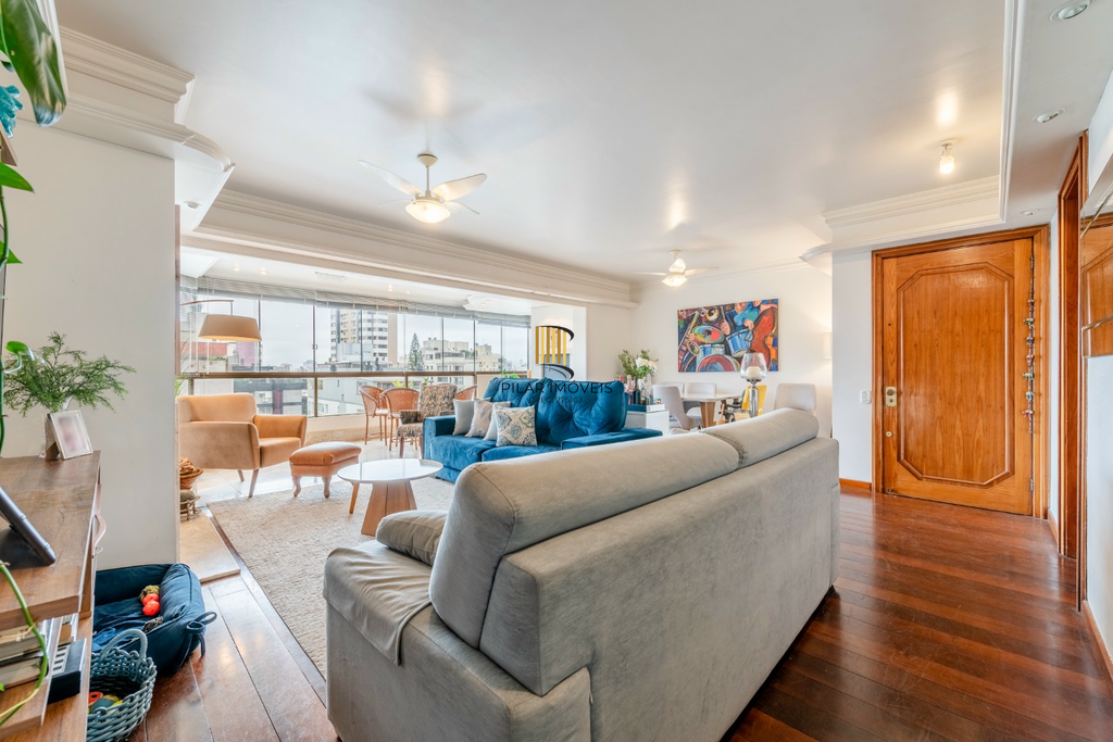 Apartamento 3 dormitórios no bairro Mont Serrat