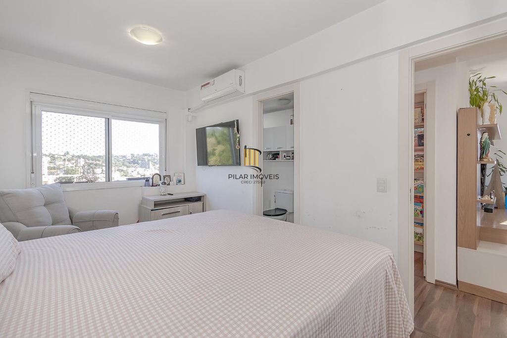 Apartamento 3 dormitórios no bairro Azenha