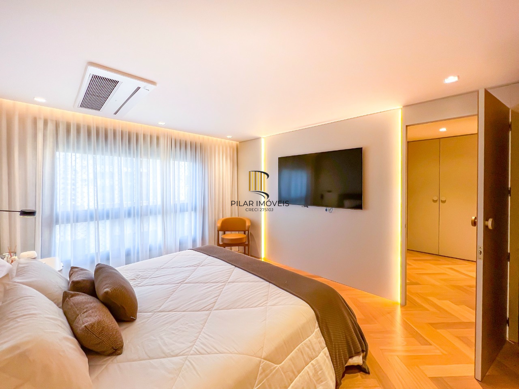 Apartamento 3 dormitórios no bairro Mont Serrat