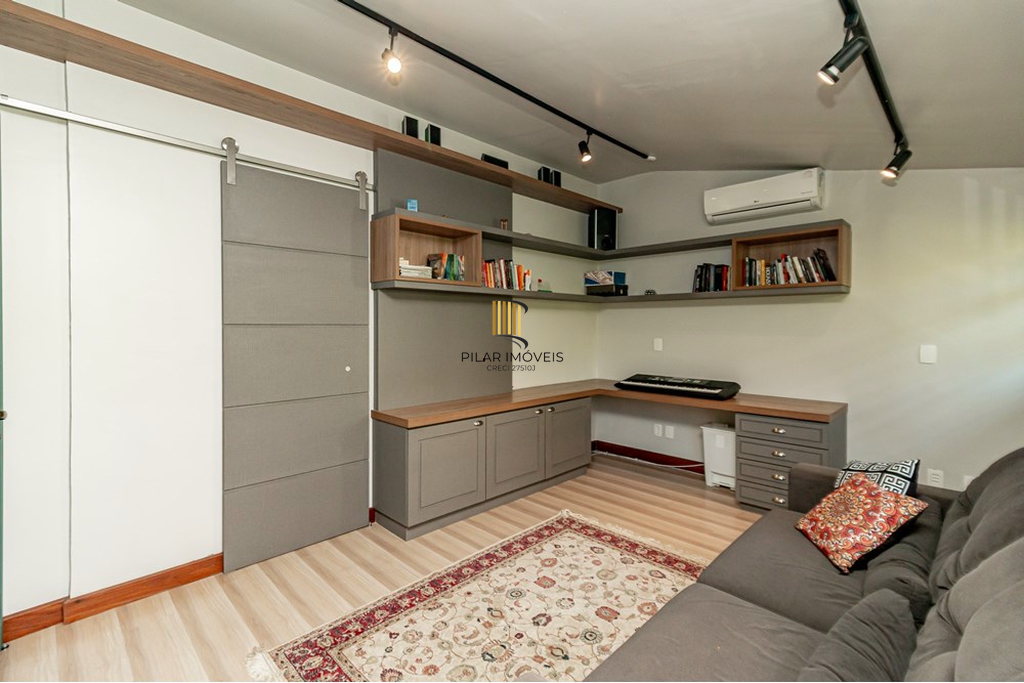 Casa de Condomínio 4 dormitórios no bairro Bela Vista