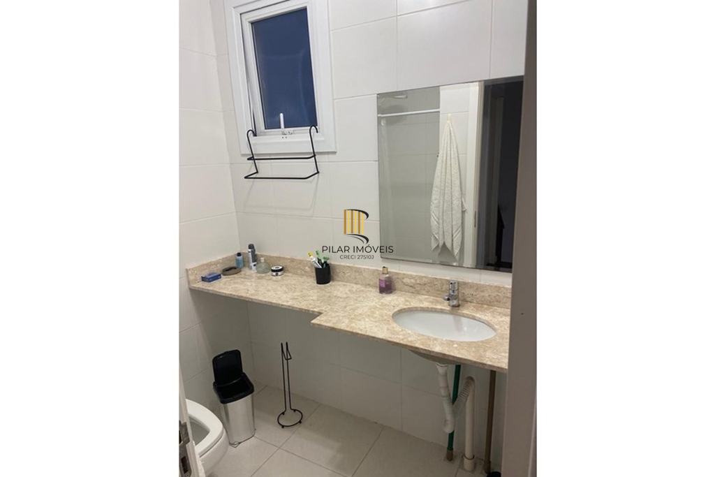 Casa de Condomínio 3 dormitórios no bairro Lomba do Pinheiro