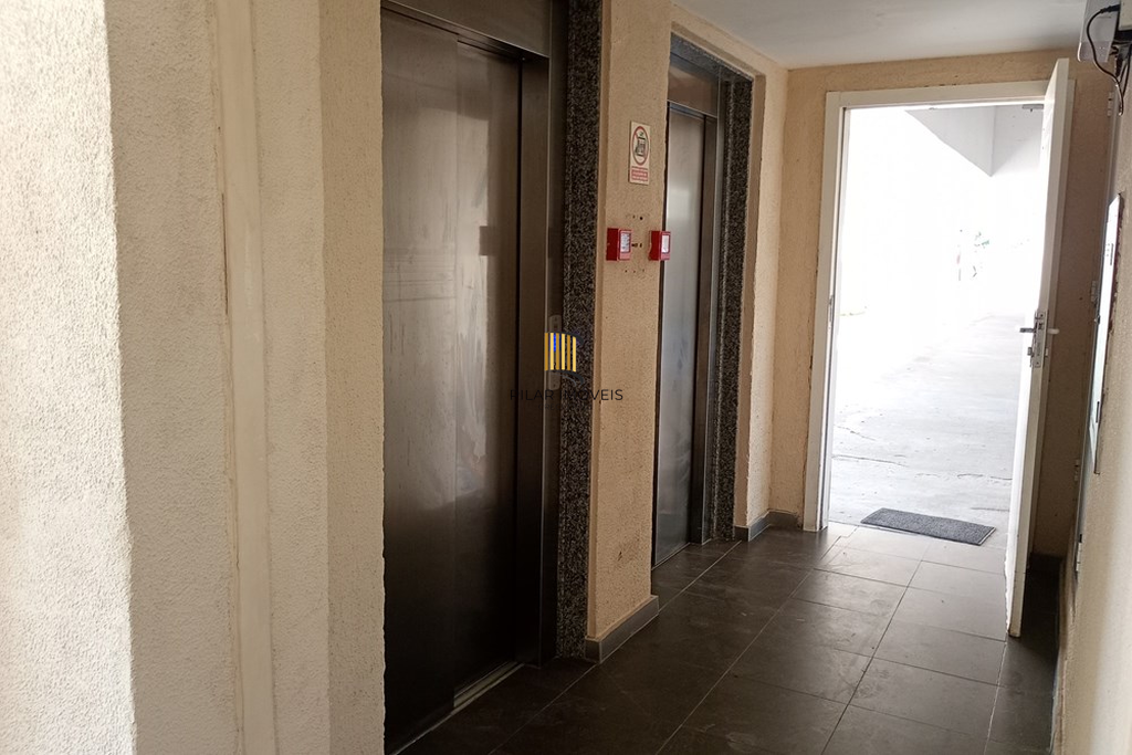 Apartamento 2 dormitórios no bairro Cavalhada
