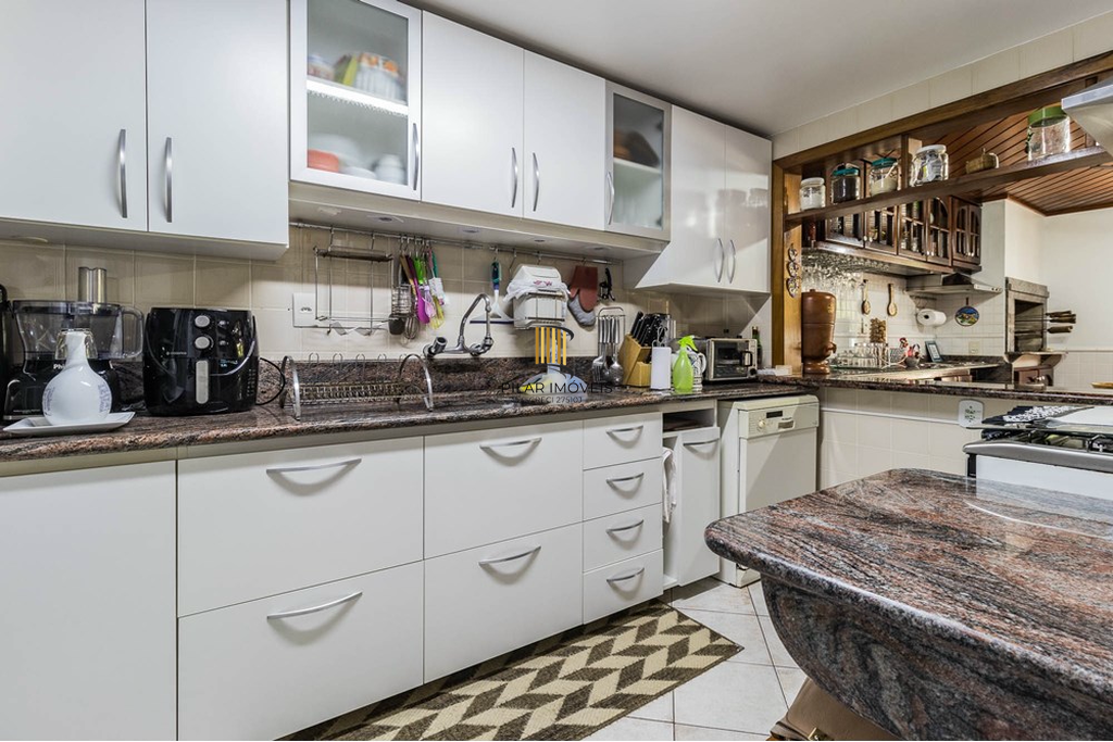 Casa 3 dormitórios no bairro Jardim Itu Sabará