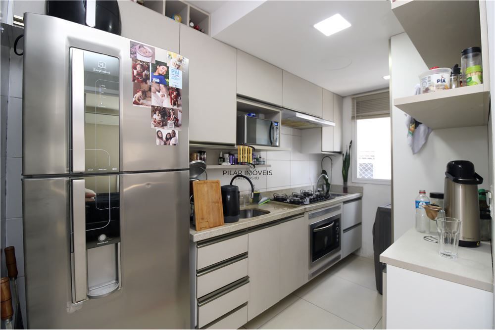 Apartamento 2 dormitórios no bairro Lomba do Pinheiro