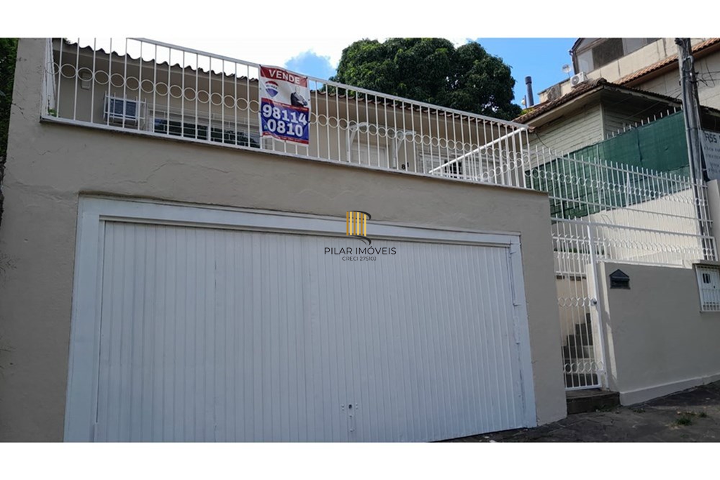 Casa 3 dormitórios no bairro Chácara das Pedras