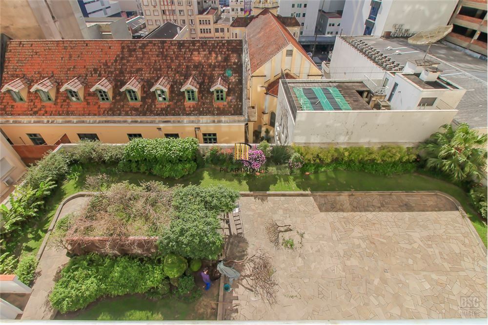 Apartamento 4 dormitórios no bairro Centro Histórico