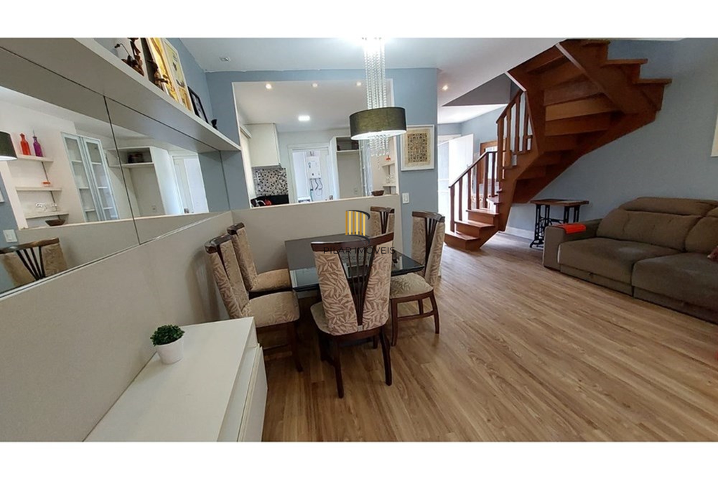 Casa 3 dormitórios no bairro Lomba do Pinheiro