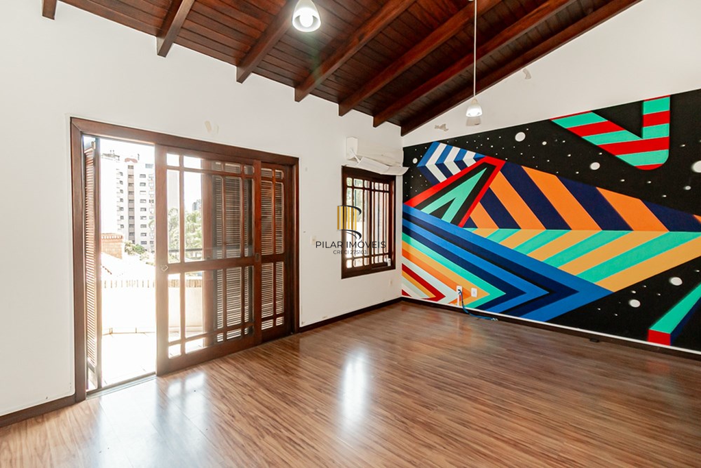 Casa 4 dormitórios no bairro Chácara das Pedras