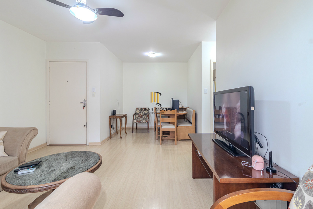 Apartamento 2 dormitórios no bairro Centro