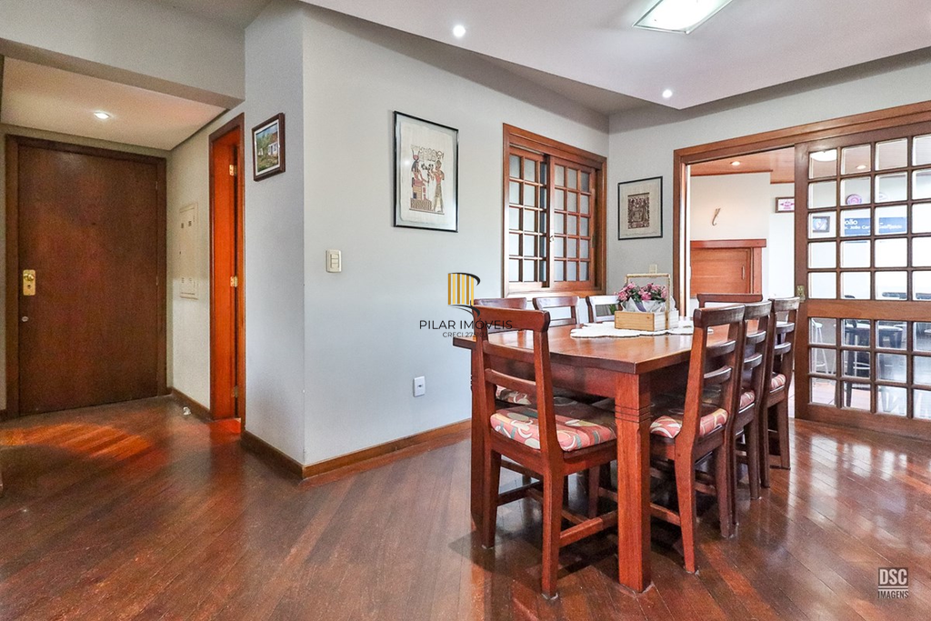 Apartamento 4 dormitórios no bairro Boa Vista
