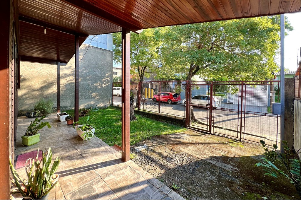 Casa 3 dormitórios no bairro São José