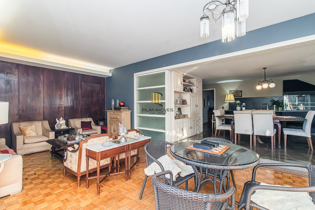 Apartamento 4 dormitórios no bairro Moinhos de Vento