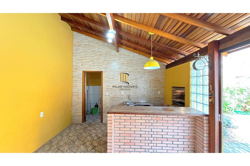 Casa 3 dormitórios no bairro Vila Nova