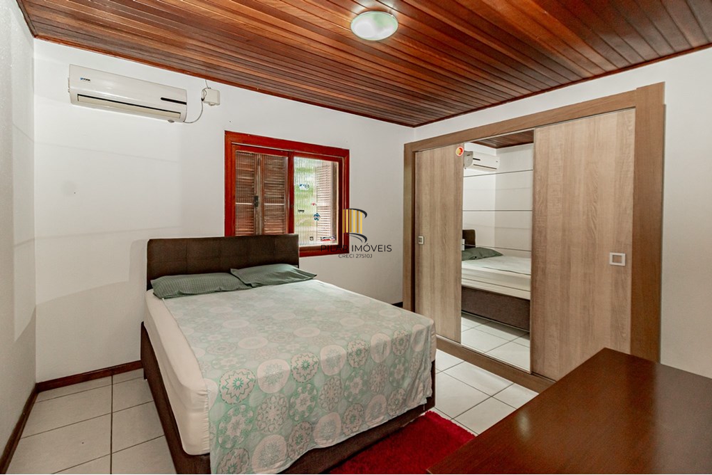 Casa 4 dormitórios no bairro Jardim Itu Sabará