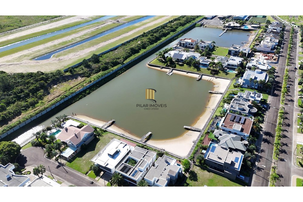 Casa de Condomínio 4 dormitórios no bairro Morada do Sol