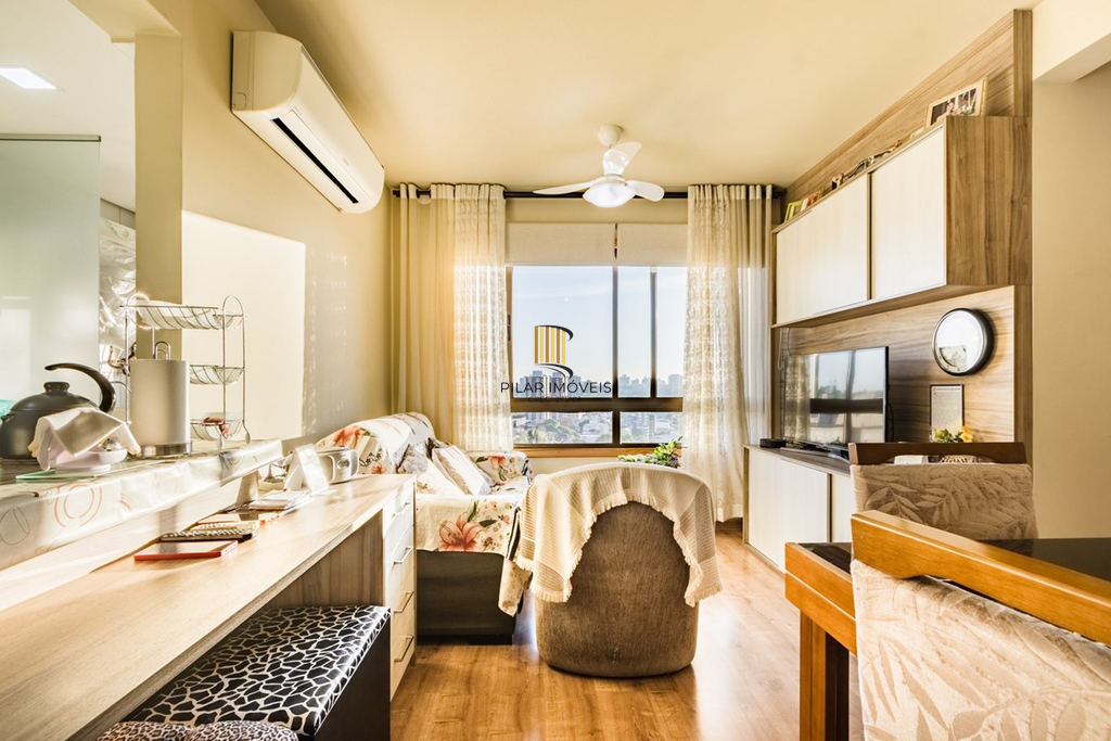 Apartamento 2 dormitórios no bairro Vila Jardim