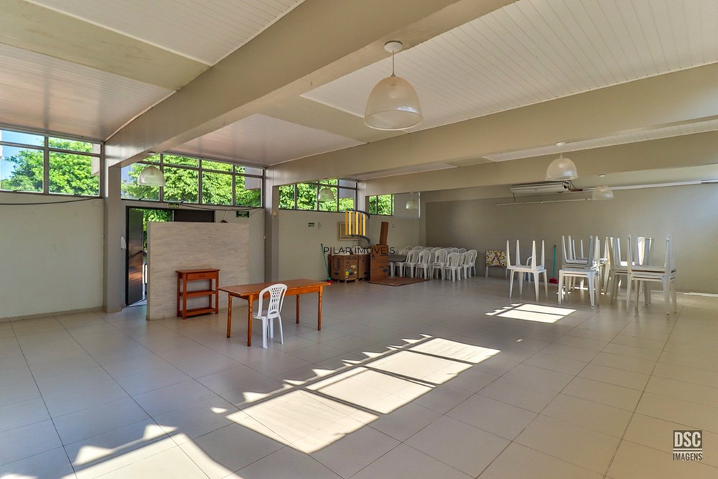 Apartamento 1 dormitório no bairro Jardim Itu Sabará