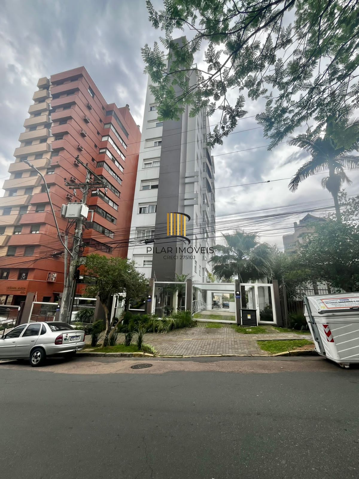 Apto de 03 dorm, sendo 01 suíte, 02 vagas, 103 m2, na João Obino, semi mobiliado - Pilar Imóveis